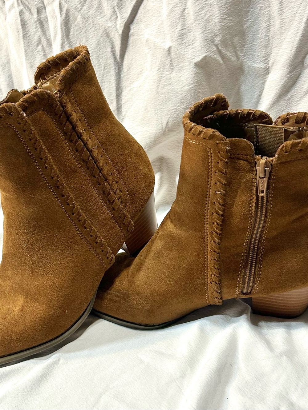 Women's Suede Ankle Boots in Chestnut Brown - Zip Closure